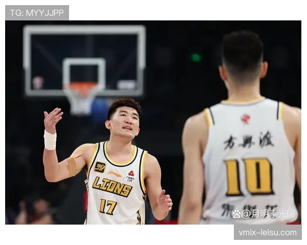 2025-26赛季CBA总冠军诞生:广东华南虎主场力克浙江稠州,捧起队史第十二座总冠军奖杯 2025-26赛季CBA总冠军诞生:广东华南虎主场力克浙江稠州,捧起队史第十二座总冠军奖杯